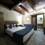 Arte Cave Szálloda