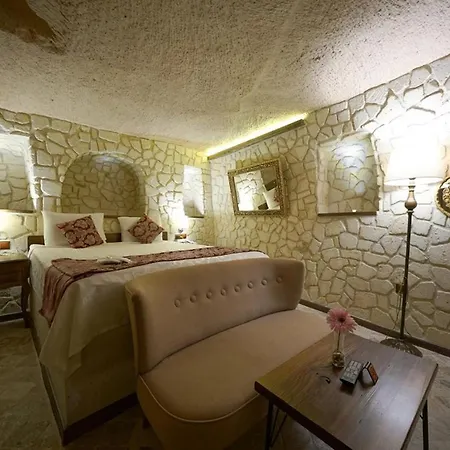 Hotel Arte Cave *