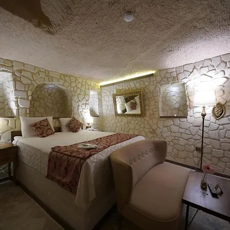 Hotel Arte Cave