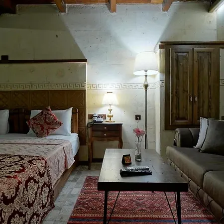 Отель Arte Cave