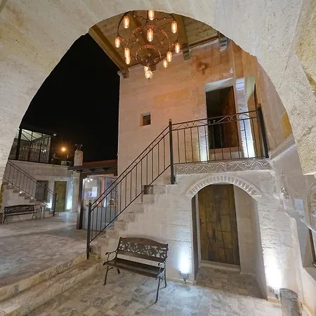 Arte Cave Hotel *