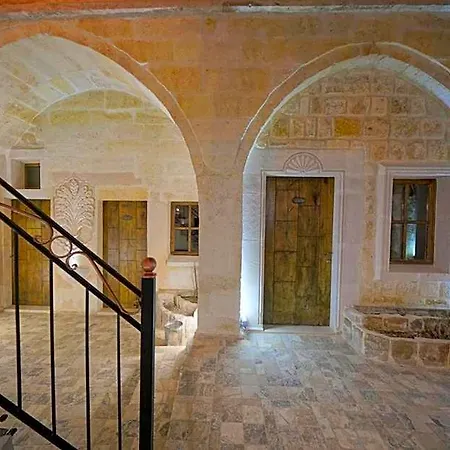 Hotel Arte Cave *